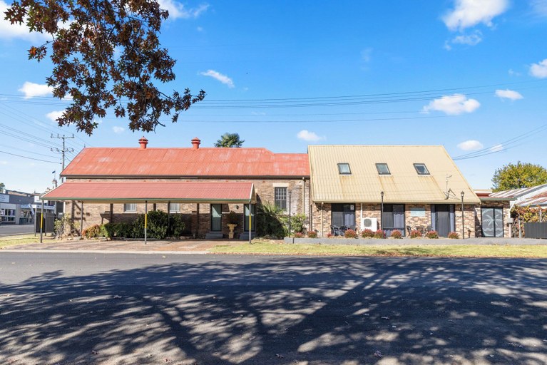 Exterior & Views 2, Charlesworth On The Park, Glen Innes Severn