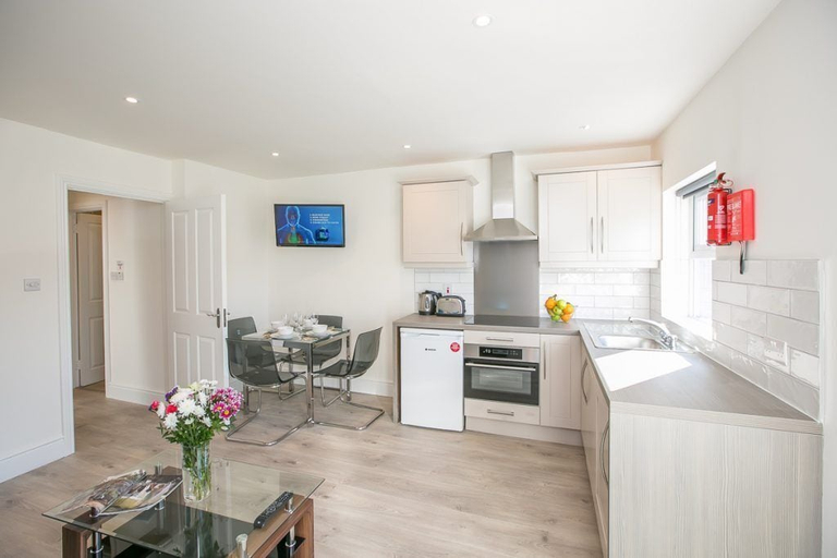 Private kitchen 5, Portobello Court Apartments, Dublin