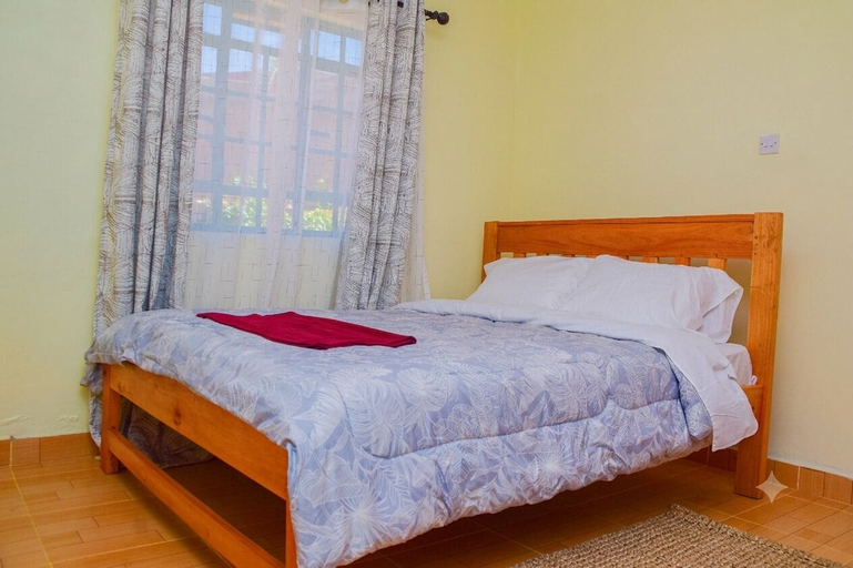 Room 5, Munich Iten, Keiyo North