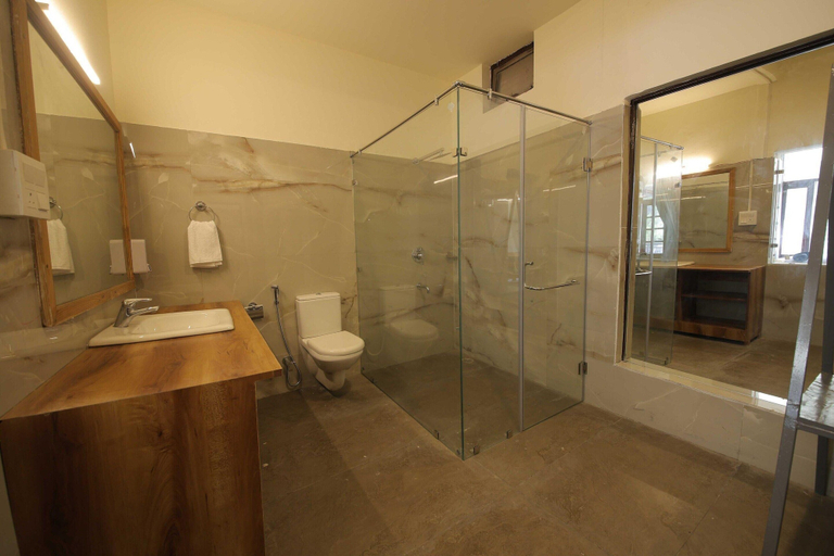 Bathroom 4, Signature Suite With Hill and River Viewhotel Ribera, Dehradun