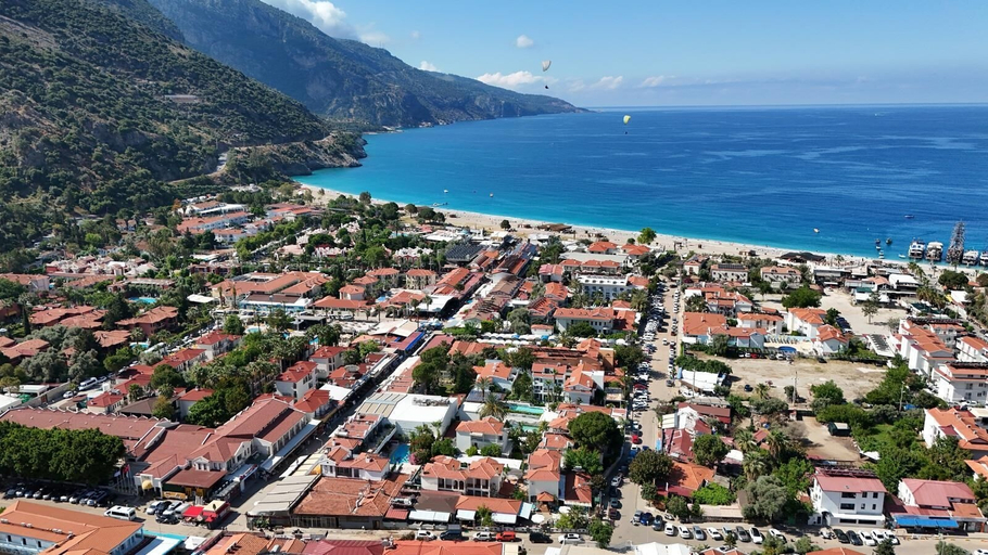 Beach, lemon tree, Fethiye