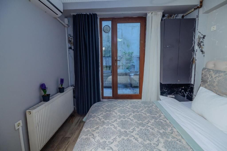 Room 4, White Moon Suites, Beyoğlu