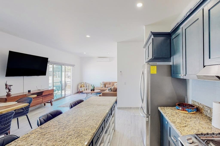 Interior 2, Luxurious Mountain-view Apartment Close to the sea With Rooftop Sunset Views, La Paz