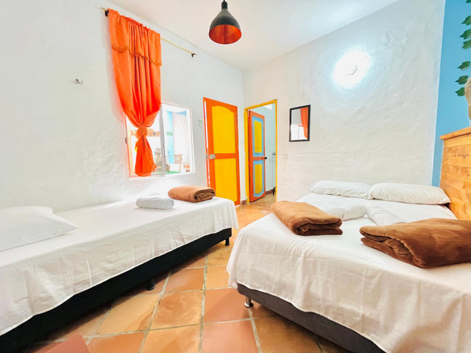 Bedroom 3, Casa de las Rocas Hostel, Jardín