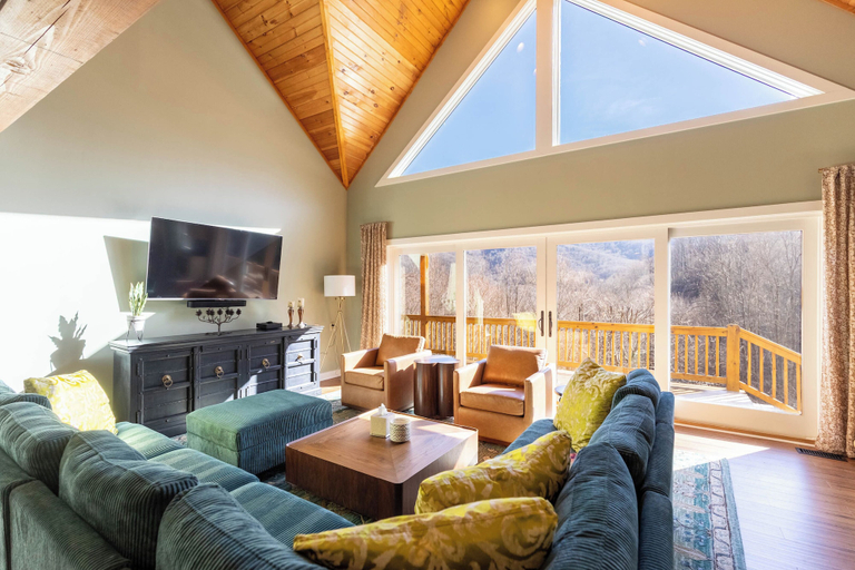 Interior 3, Mountain View Retreat, Watauga
