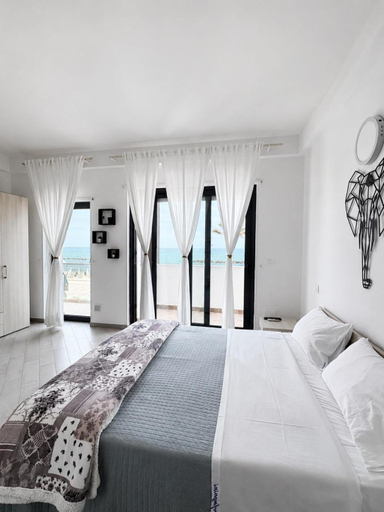 Bedroom 2, CARFAGNINI ROOMS, Campobasso