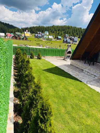 Others 4, A Frame Houses ANS Zabljak