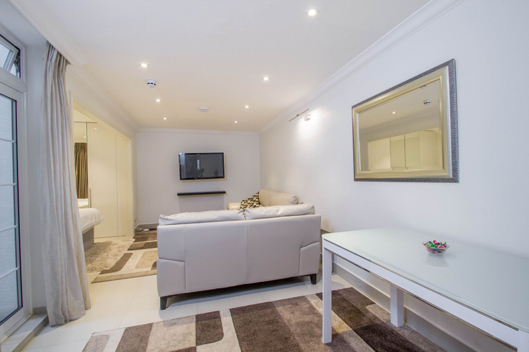 Bathroom 4, Marylebone Executive Apartments, London