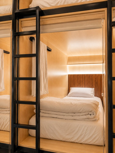 Bedroom 3, WeStay Capsule Hostel, Dubai