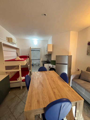 Others 4, Petite Maison - Petits Appartements, Nuoro
