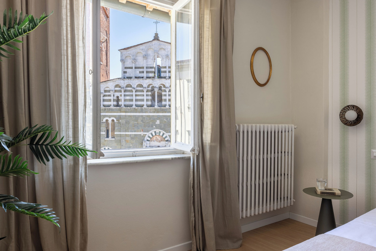 Others 2, Lucca Old Town Apartment, Lucca