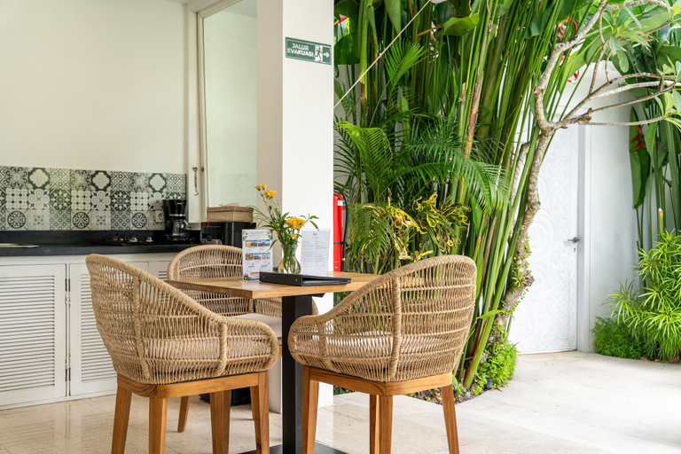 Others 3, Romantic Jungle Villa, 1 BR, Ubud With Staff, Gianyar