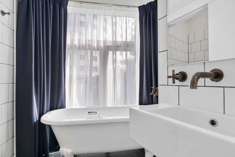 Bathroom 4, Hotel Harry, an Ascend Collection Hotel, Sydney