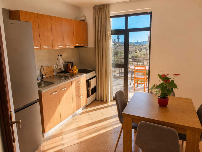 Shared kitchen facilities 3, 2BR Near Beach Big Terrace Free Parking, Kavajës