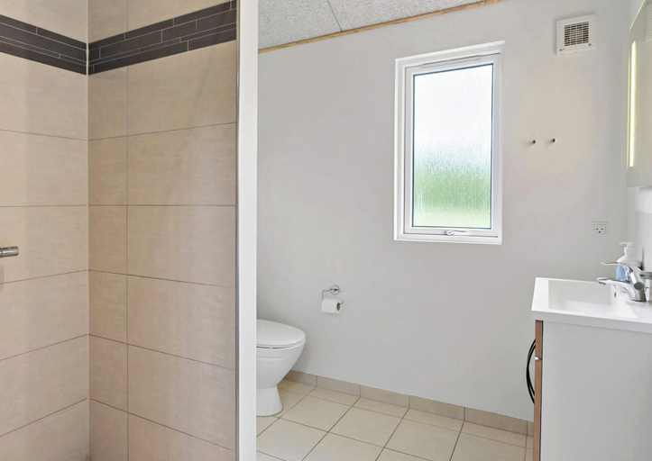 Bathroom, 5 Star Holiday Home in Vaeggerlose, Guldborgsund