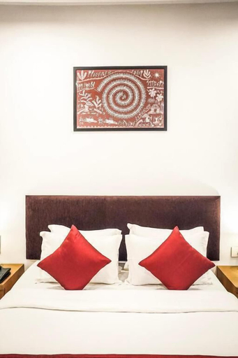 Room 2, Hotel Paradise, Pune
