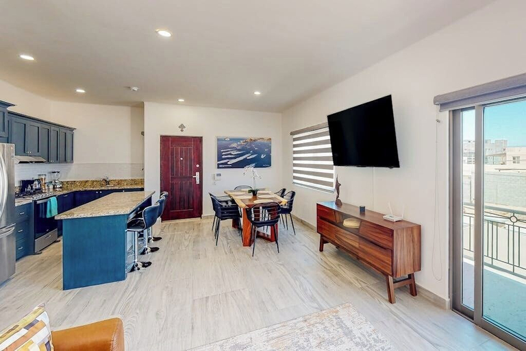 Private kitchen 4, Luxurious Mountain-view Apartment Close to the sea With Rooftop Sunset Views, La Paz