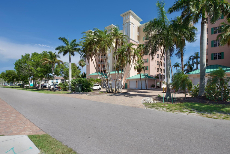 Exterior & Views 2, Palm Harbor #403, Lee