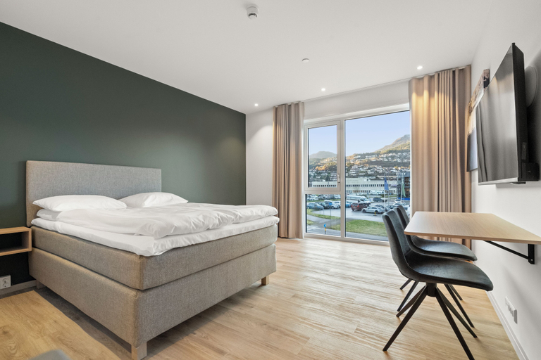 Room 4, Skudeløken Apartment Hotel, Førde