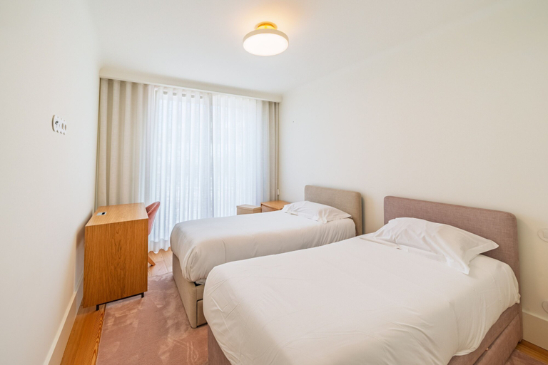 Room 2, Z - Market Residence 3D, Porto