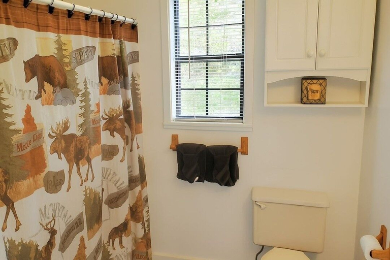Interior 5, Hillbilly Hilton 2 Bedroom Chalet, Sevier
