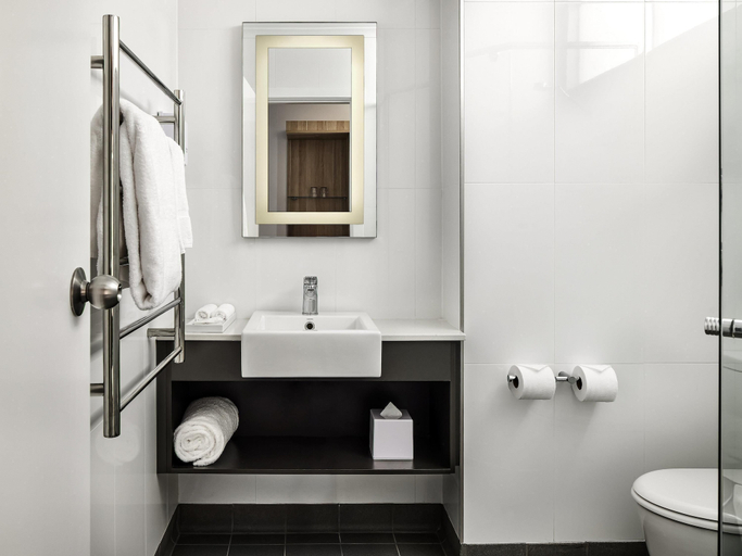 Bathroom 3, ibis Styles Tamworth, Tamworth Regional - Pt A