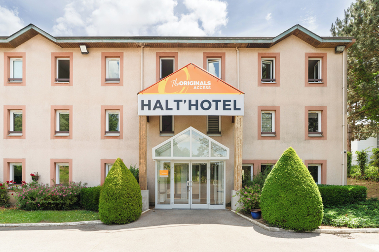 Exterior & Views 2, The Originals Access, Halt'Hotel, Clermont Agnetz, Oise