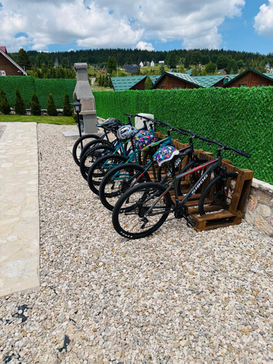Others 5, A Frame Houses ANS Zabljak