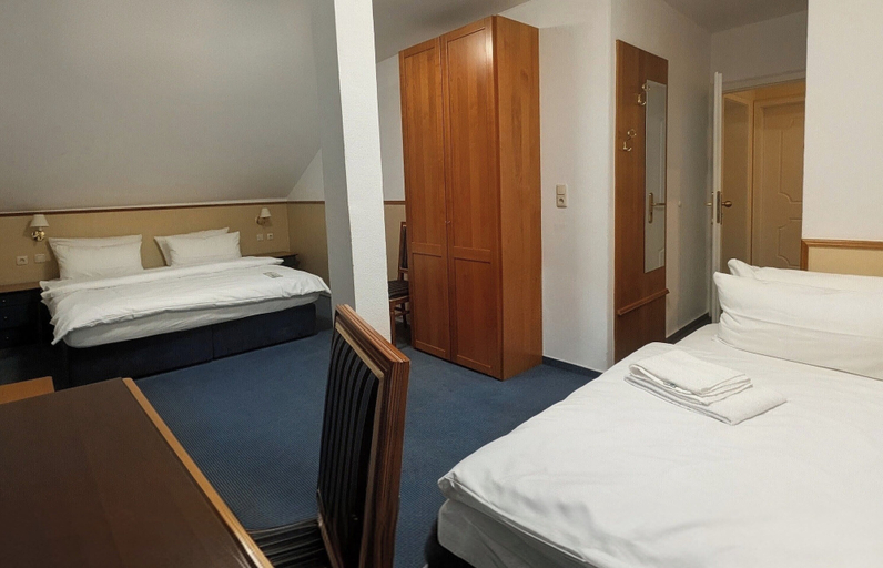 Bedroom 5, Hotel am Bayrischen Platz, Leipzig