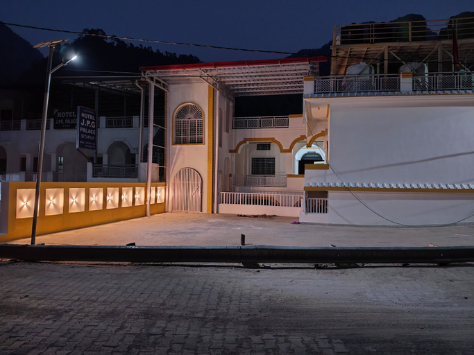 Exterior, Swayambhu Hotel, Rudraprayag