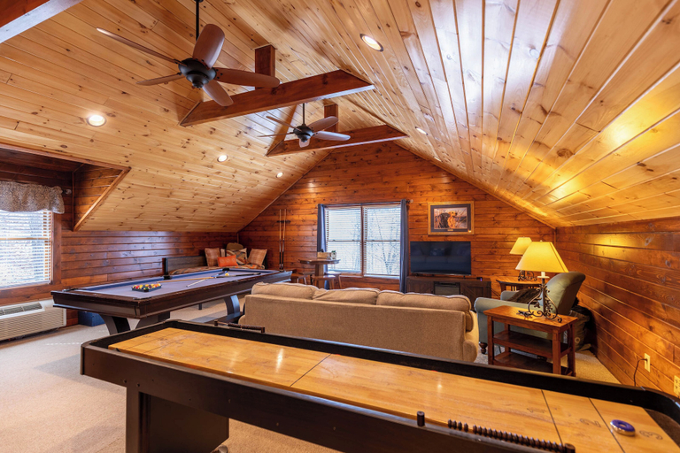 Interior 2, Weathering Heights, Watauga