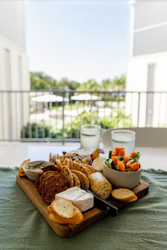 Food & Drinks 5, Drift Apartments - Tweed Coast Holidays, Tweed Heads