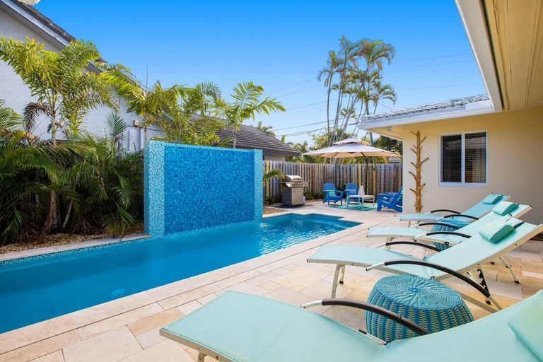 Room 1, Walking From the Beach 3Br Villa, Broward