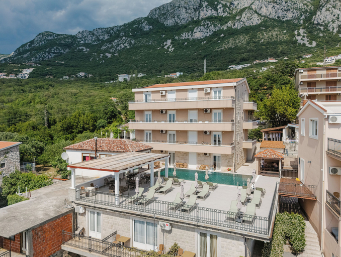 Others 1, Apartments Djurasevic