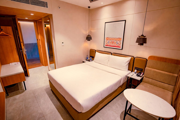 Room 4, 7 Apple Hotel Vizag, Visakhapatnam
