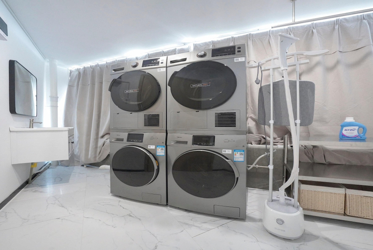 Bathroom 4, Ramada by Wyndham Guilin Hi-Tech Zone, Guilin