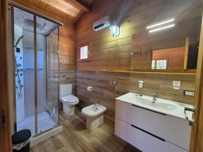 Bathroom 3, La Baita Del Bosco, Potenza