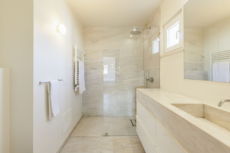 Room 3, Golf Escape Villa by Cadenzalux, Sintra