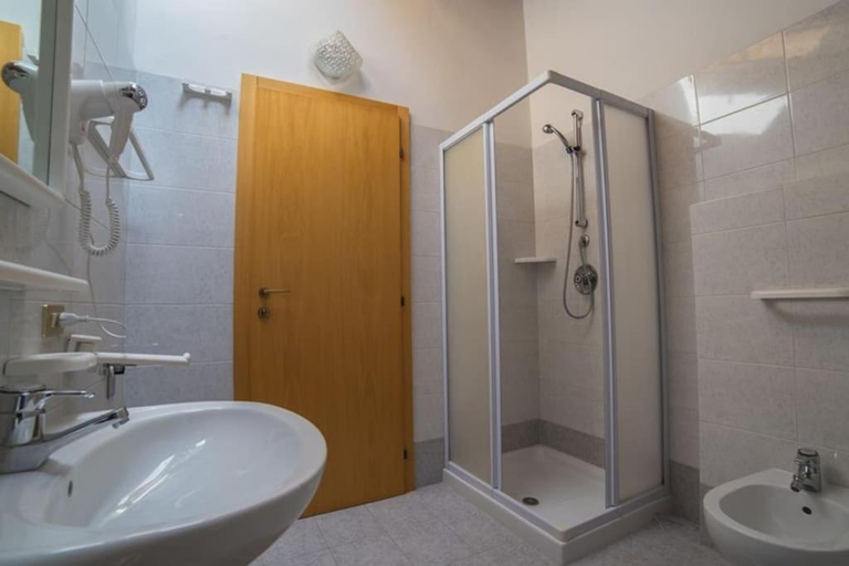 Bathroom 3, Casa Felicita, Trento