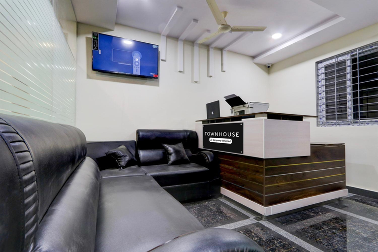 Public Area 2, Townhouse Nanak Ram Guda, Hyderabad