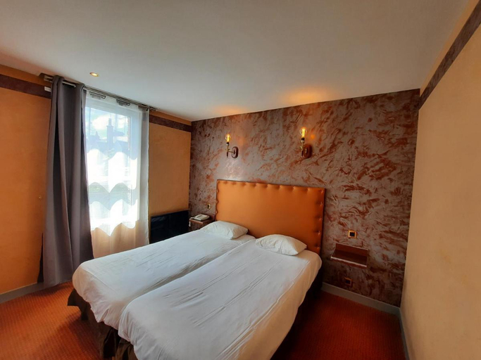 Bedroom 4, Logis Hotel Restaurant le Medicis, Loir-et-Cher