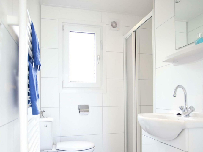 Bathroom, Holiday Home in Noordwijk With Terrace, Noordwijk
