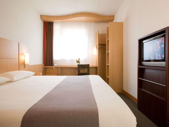 Bedroom 3, ibis Cotonou, Cotonou