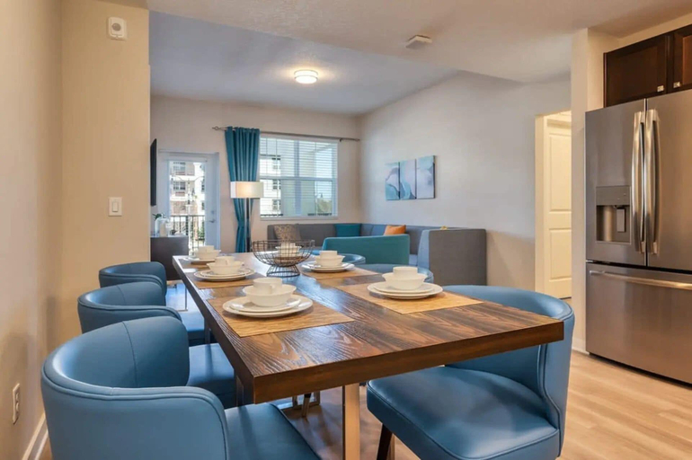 Dining, Vista Cay 3-bedroom Condo Orlando, Orange