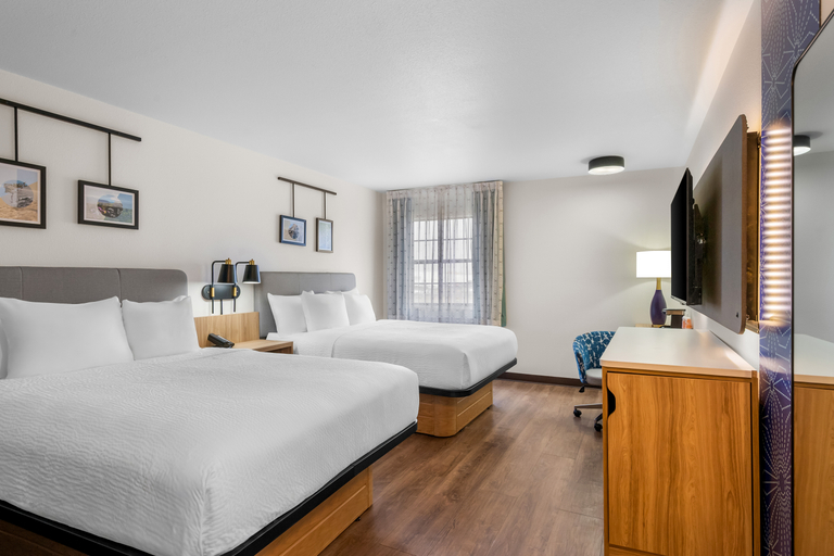 Bedroom 3, Sleep Inn & Suites near University, White