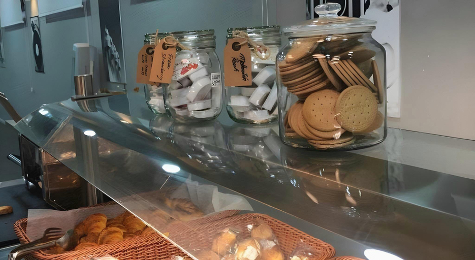 Food & Drinks 4, Residencia Universitaria Barcelona Diagonal, Barcelona