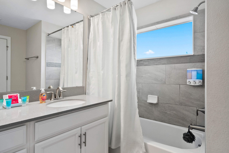 Bathroom 4, 900 Pebble Beach Drive, Osceola