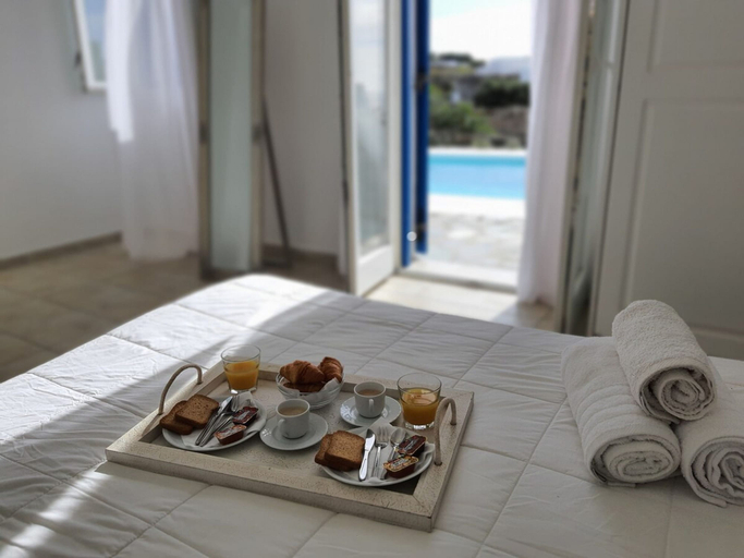 Room 4, Cosy Villa Walking Distance to a Mykonian Beach, South Aegean