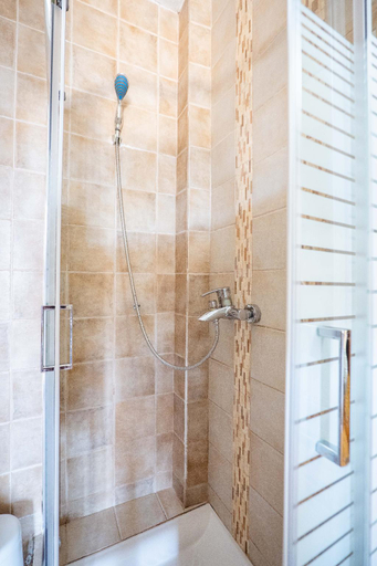 Bathroom, Corfu Glyfada Apartment 22, Ionian Islands