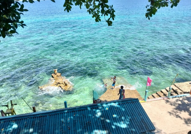 Beach 5, Monique Beach Resort by Hiverooms, Catmon